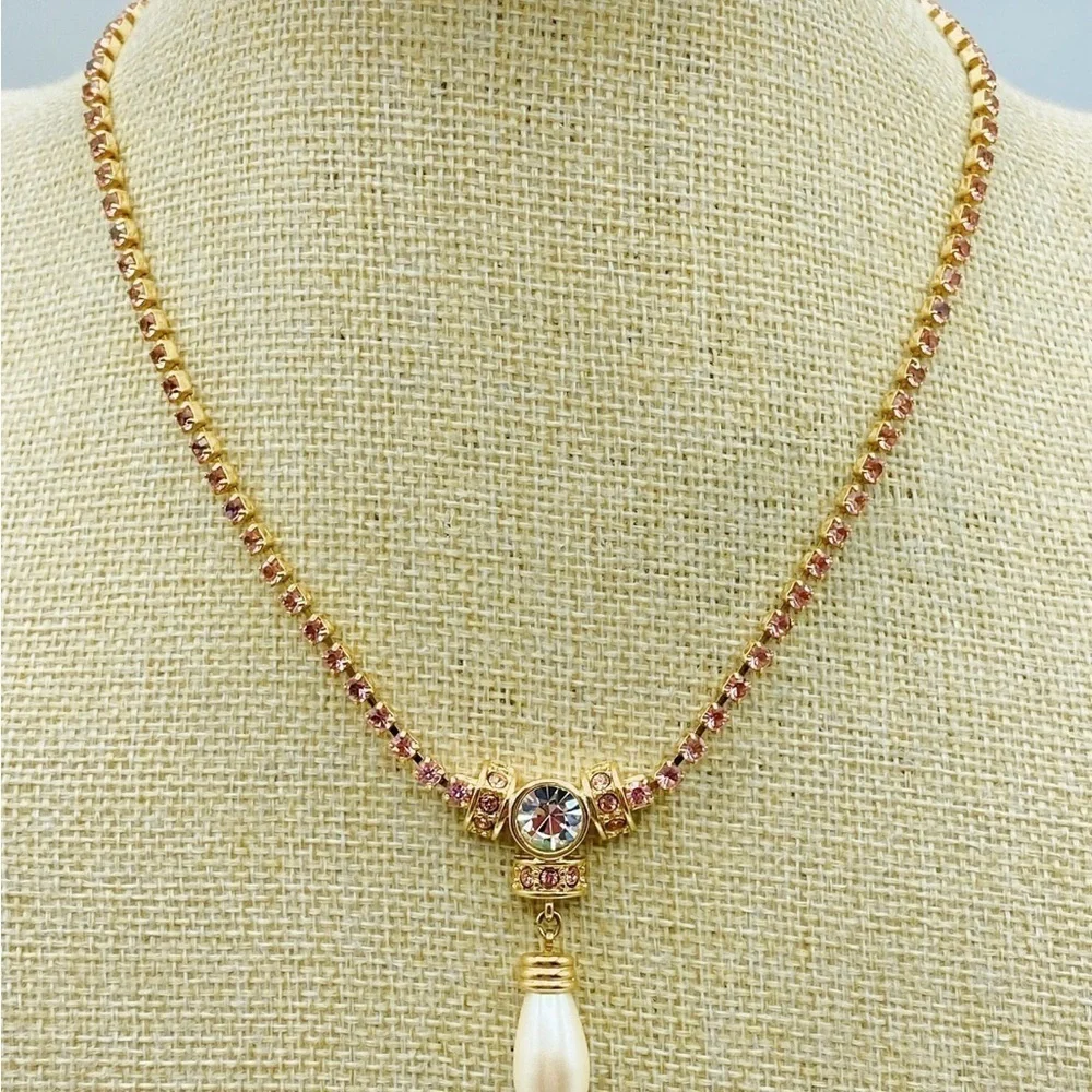 Elegant Gold and Pink Crystal Necklace